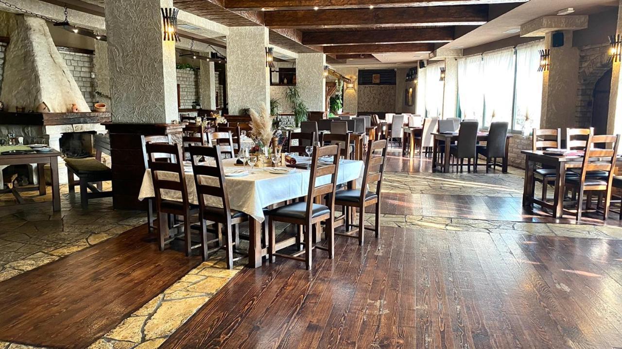Hotel Olimpija Plus Herceg Novi Bagian luar foto