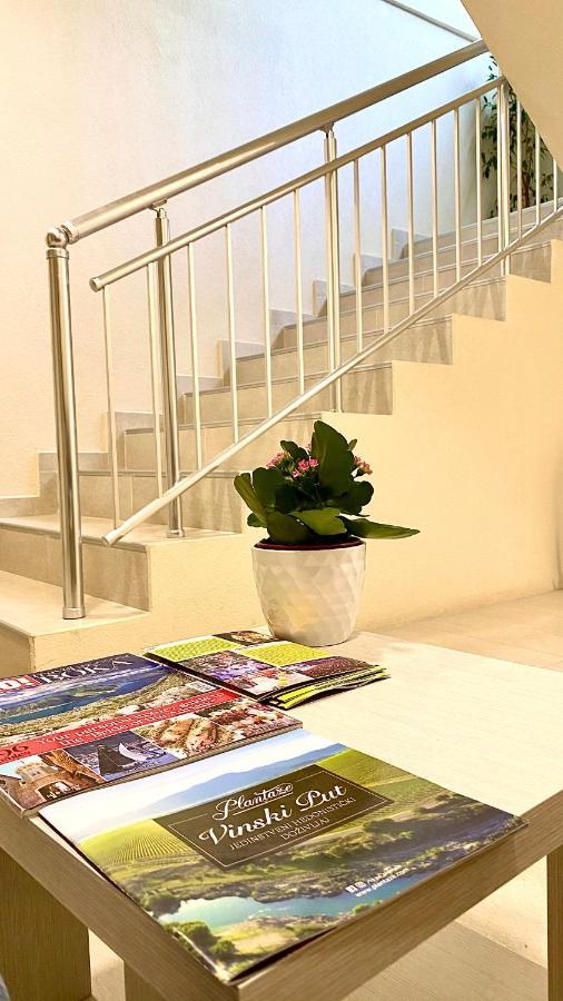 Hotel Olimpija Plus Herceg Novi Bagian luar foto