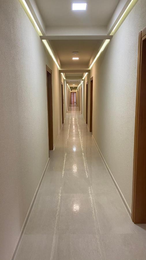 Hotel Olimpija Plus Herceg Novi Bagian luar foto