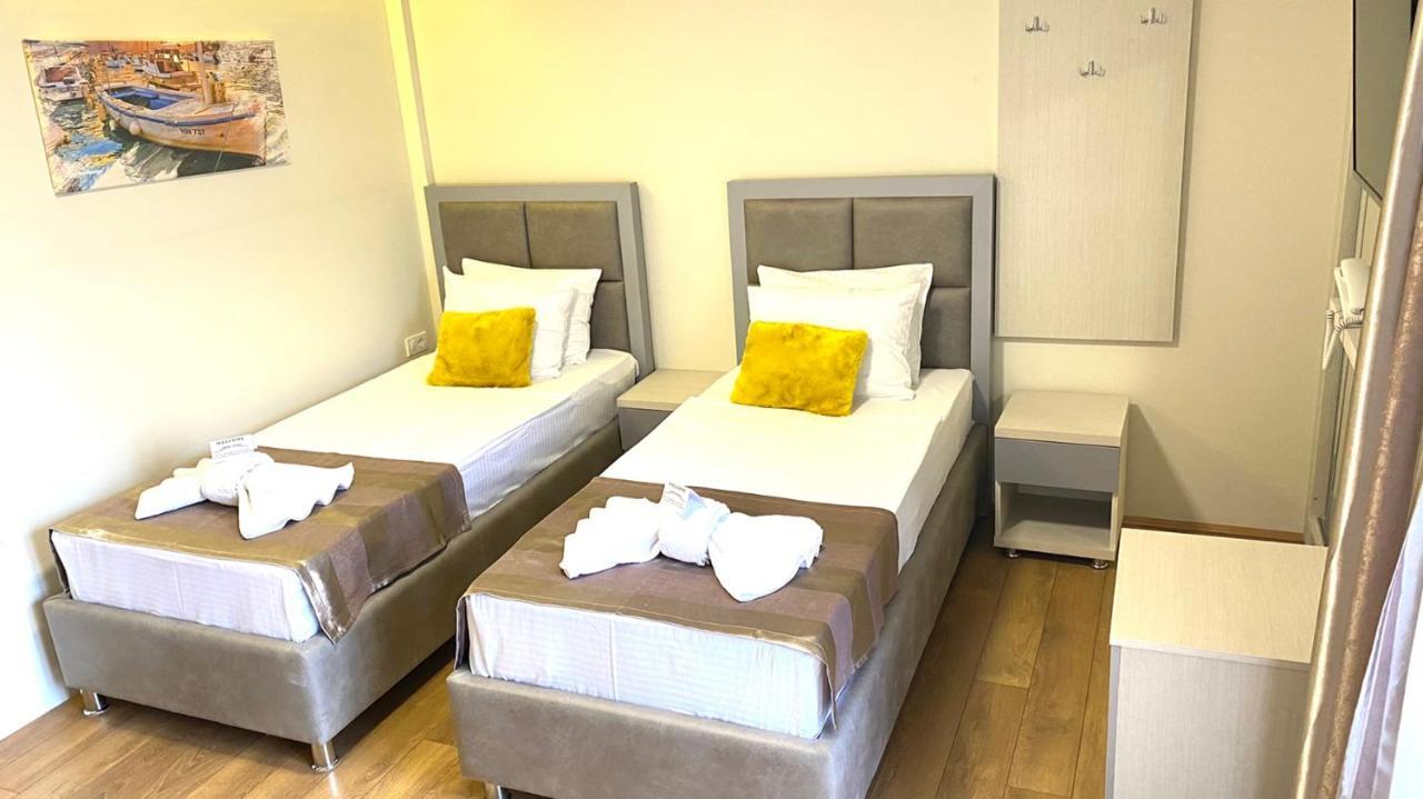 Hotel Olimpija Plus Herceg Novi Bagian luar foto