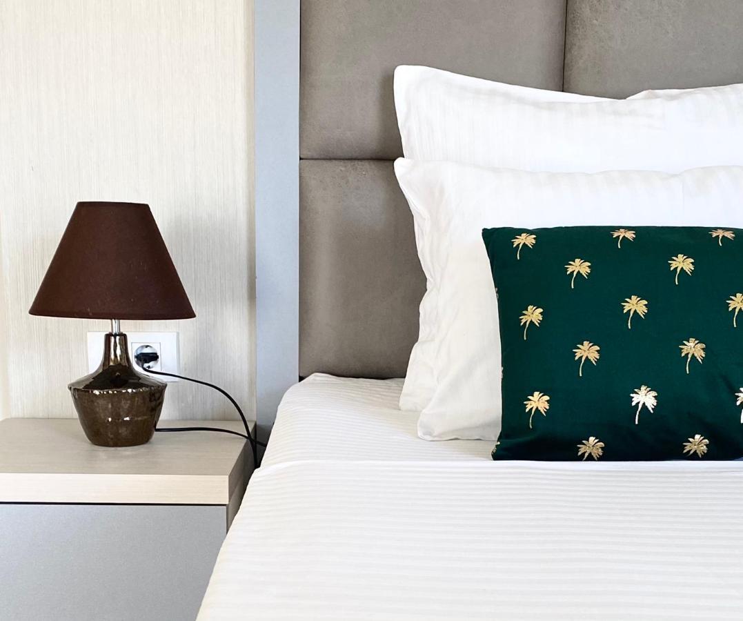 Hotel Olimpija Plus Herceg Novi Bagian luar foto