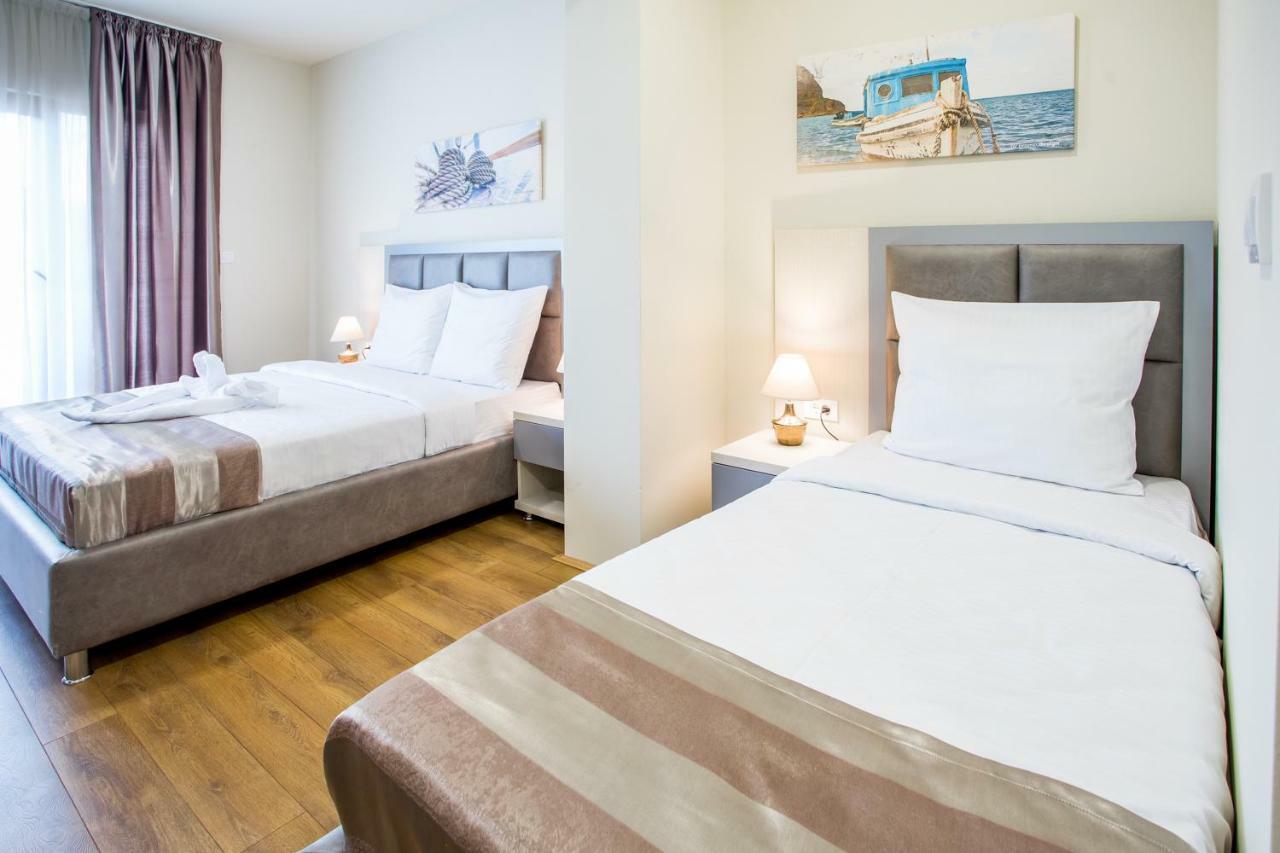 Hotel Olimpija Plus Herceg Novi Bagian luar foto