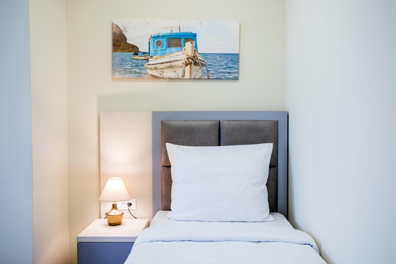 Hotel Olimpija Plus Herceg Novi Bagian luar foto