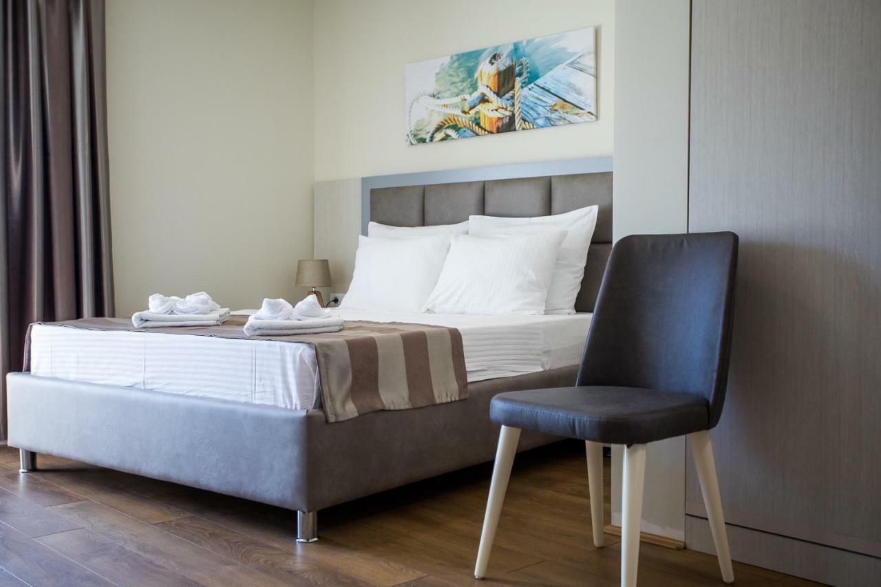 Hotel Olimpija Plus Herceg Novi Bagian luar foto